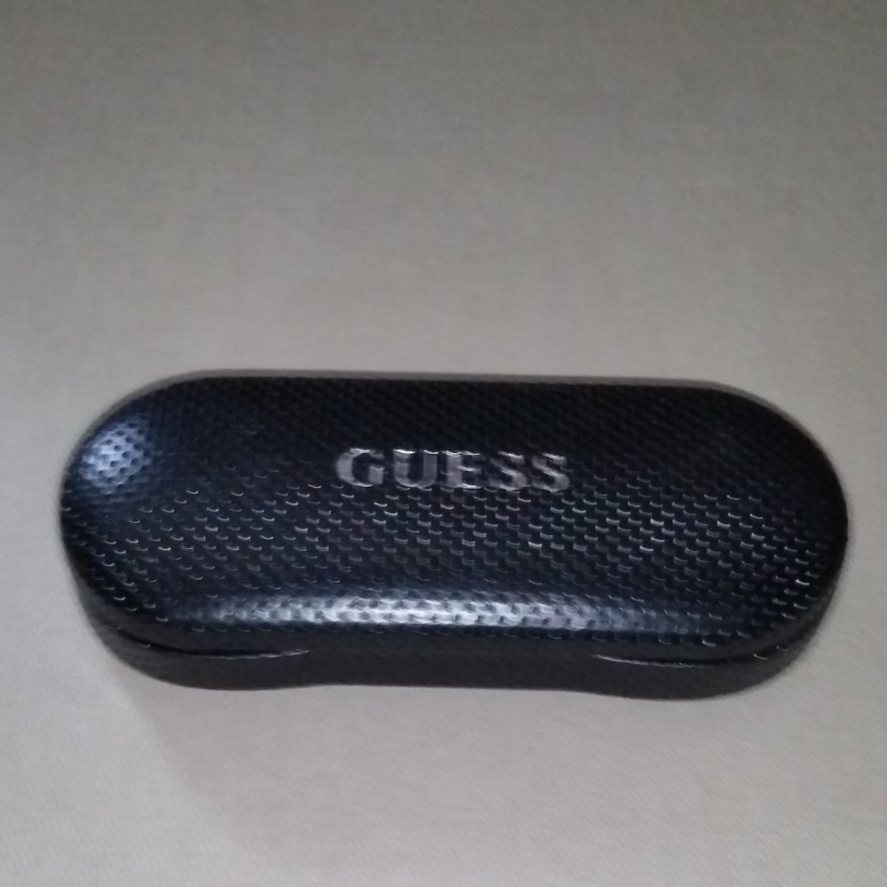 Guess black glass case